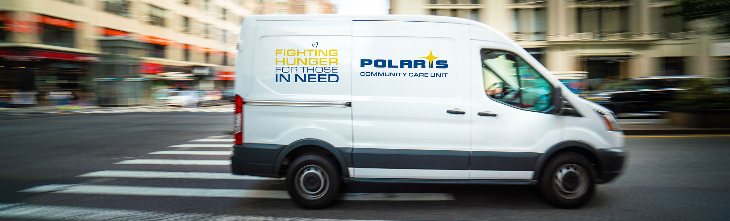 Le camion de l'unité de soins communautaires Polaris traverse les communautés de la région du Grand Toronto